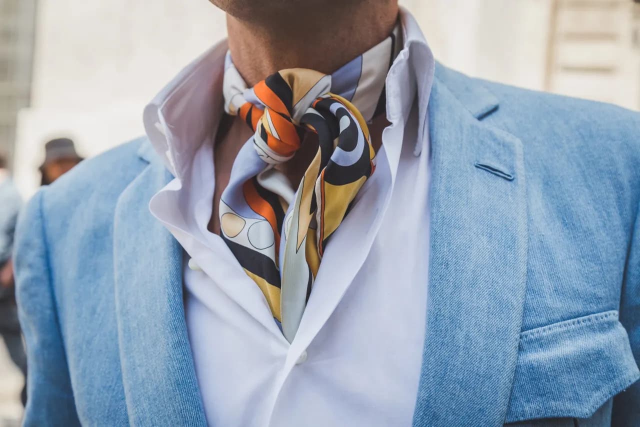 Co zamiast krawata? Odkryj stylowe alternatywy na każdą okazję