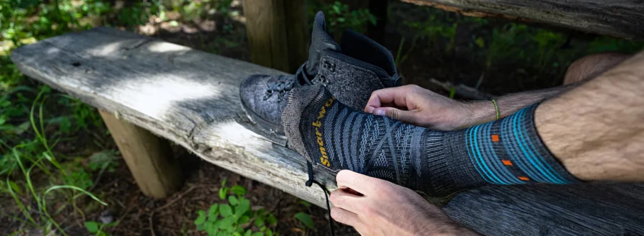 Jakie skarpetki do butów trekkingowych, aby uniknąć otarć i dyskomfortu?